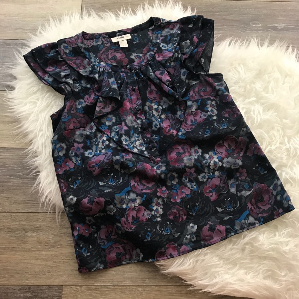 Loft sleeveless shirt